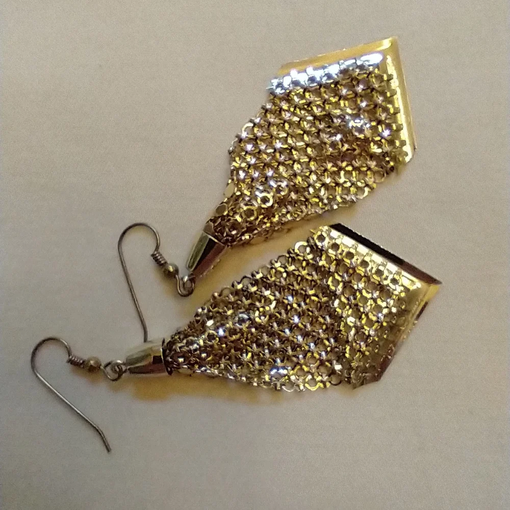 Whiting and Davis mesh earrings - Picture 11 of 14